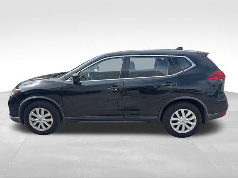 Used 2017 Nissan Rogue S FWD image 5
