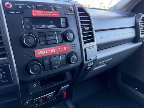 Used 2019 Ford F550 XL image 16