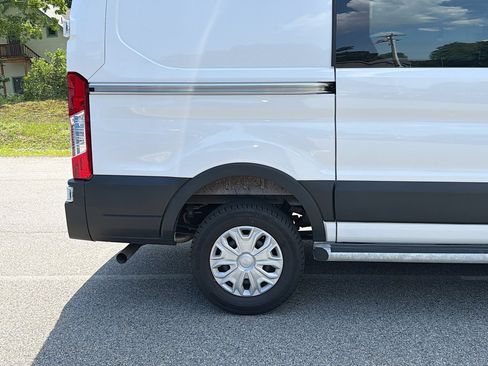 Used 2025 Ford Transit 250 Low Roof w/ Exterior Upgrade Package RWD image 39