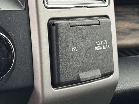 Used 2019 Ford F150 Lariat w/ Equipment Group 502A Luxury image 8