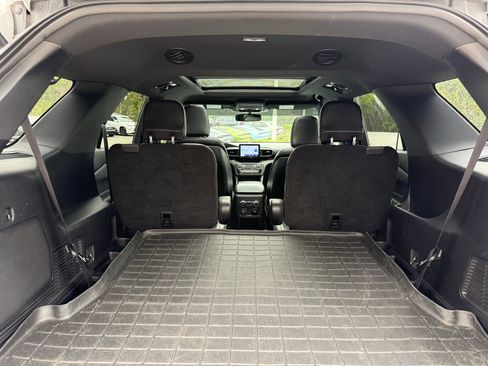 Used 2020 Ford Explorer Limited w/ Class III Trailer Tow Package image 20