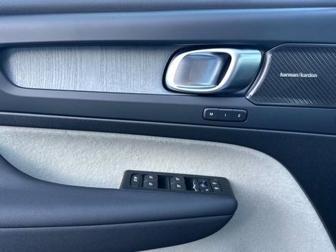 New 2026 Volvo XC40 B5 Ultra w/ Climate Package image 14