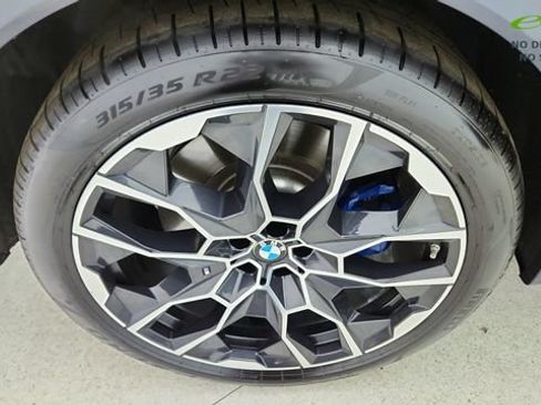 Used 2026 BMW X7 M60i AWD/4WD image 61