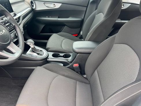 Used 2023 Kia Forte LXS FWD image 10