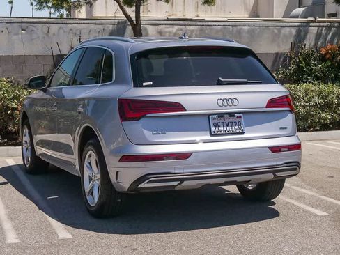 Used 2023 Audi Q5 2.0T Premium w/ Convenience Package AWD/4WD image 7