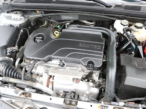 Used 2024 Chevrolet Malibu LT FWD image 10