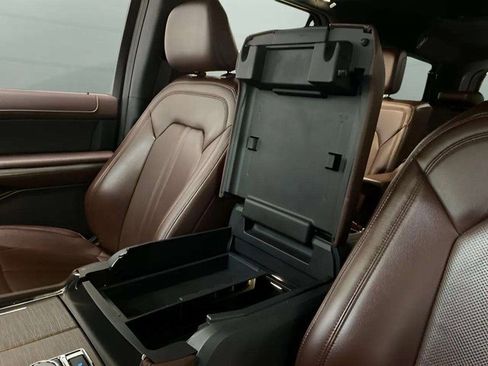 Used 2024 Ford Expedition Max Limited image 55