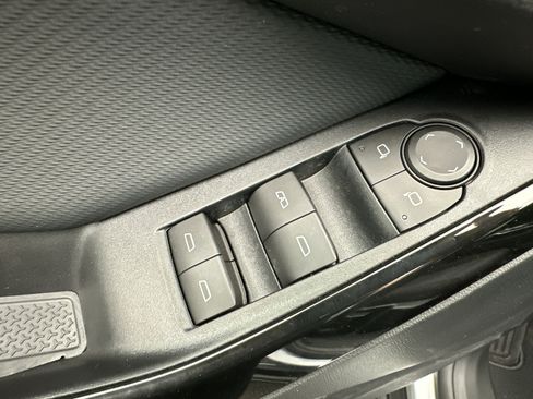 Certified 2026 Chevrolet Equinox LT image 12