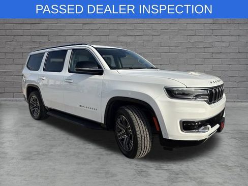 Used 2024 Jeep Wagoneer 2WD w/ Premium Group I image 7