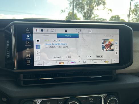 New 2026 Jeep Gladiator Sport image 39