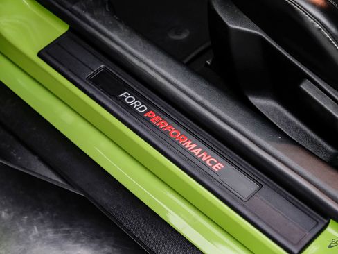 Used 2020 Ford Mustang Shelby GT500 w/ Technology Package image 52