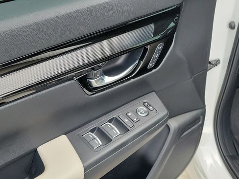 Used 2025 Honda CR-V EX-L image 20