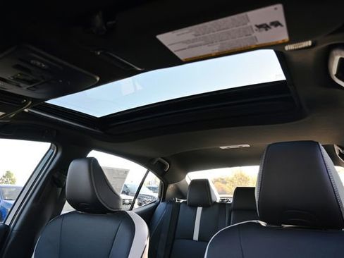 New 2026 Toyota Camry Hybrid AWD/4WD image 12