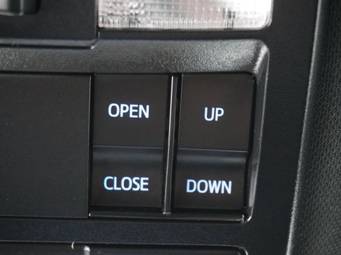 Used 2022 Toyota Tacoma TRD Sport w/ TRD Premium Sport Package image 25