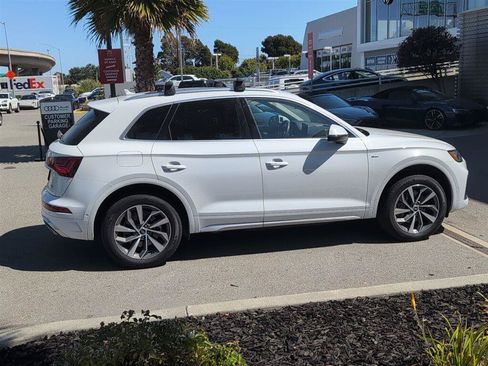 Used 2023 Audi Q5 2.0T Prestige AWD/4WD image 5