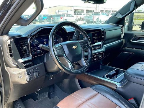 Used 2024 Chevrolet Silverado 3500 High Country w/ Technology Package AWD/4WD image 14
