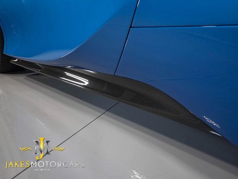 Used 2024 Ferrari SF90 Spider image 9