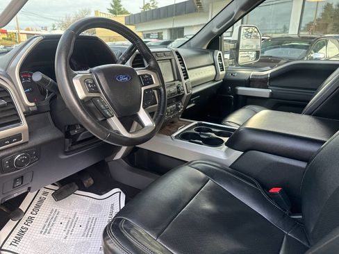 Used 2019 Ford F350 Lariat w/ Lariat Value Package image 34