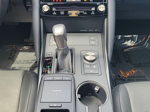 Used 2024 Lexus IS 300 w/ Comfort Package RWD image 19