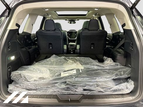 New 2026 Subaru Ascent Limited image 27
