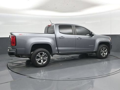 Used 2020 Chevrolet Colorado Z71 AWD/4WD image 3
