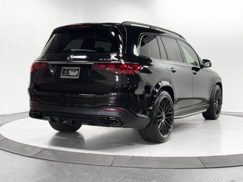 Used 2024 Mercedes-Benz GLS 63 AMG 4MATIC image 39