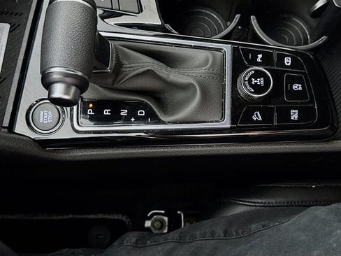 Certified 2025 Kia Sportage X-Line AWD/4WD image 17