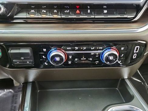 Used 2024 GMC Sierra 1500 SLT w/ SLT Premium Plus Package image 48