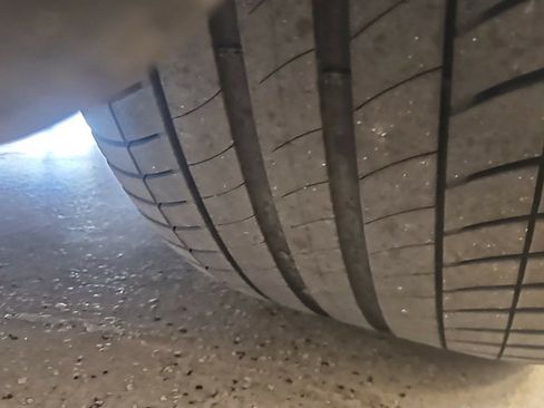 Used 2018 Mercedes-Benz E 400 Coupe image 11