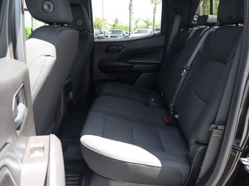 Used 2025 Chevrolet Colorado W/T w/ WT Custom Package RWD image 39