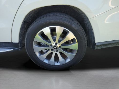 Used 2017 Mercedes-Benz GLS 450 4MATIC w/ Premium Package image 27