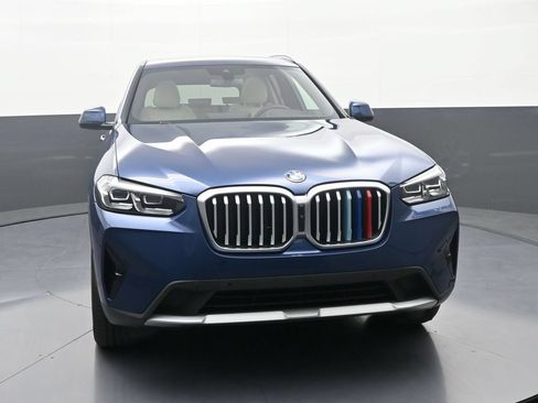 Used 2023 BMW X3 xDrive30i w/ Premium Package AWD/4WD image 2