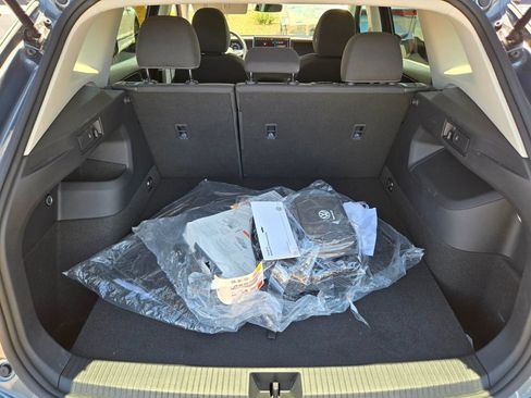 Certified 2025 Volkswagen Tiguan S FWD image 11