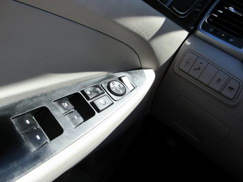 Used 2017 Hyundai Tucson Value FWD image 24