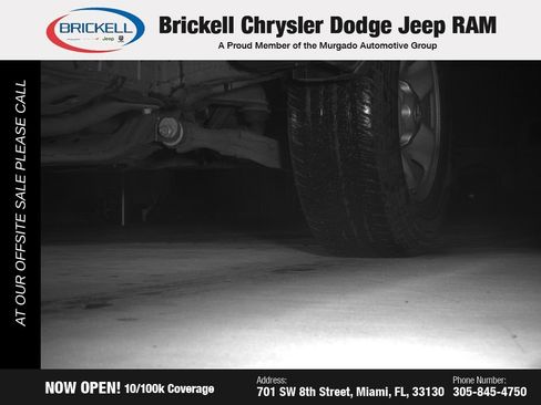 Used 2016 Toyota Tacoma SR5 w/ Towing Package image 8