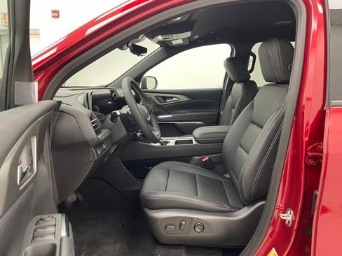 New 2026 Chevrolet Traverse LT w/ Driver Confidence Package AWD/4WD image 8