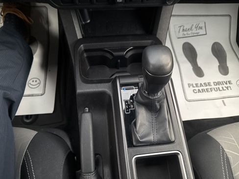 Used 2023 Toyota Tacoma TRD Sport image 45