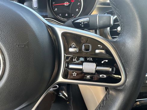 Certified 2022 Mercedes-Benz GLC 300 image 26