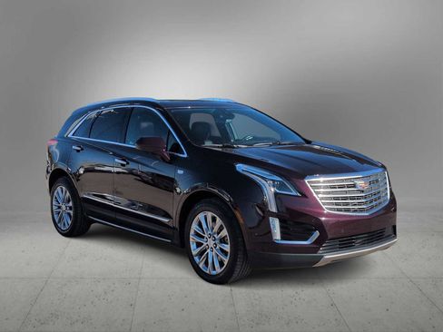 Used 2018 Cadillac XT5 Platinum w/ Driver Assist Package image 2