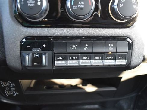 New 2026 RAM 3500 Tradesman AWD/4WD image 26