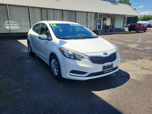 Used 2016 Kia Forte LX FWD image 5