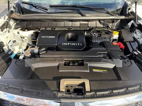 Certified 2025 INFINITI QX60 Sensory image 22
