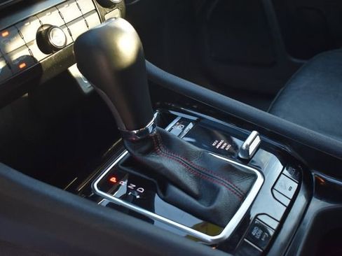 Used 2025 Jeep Compass Trailhawk image 25