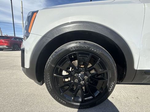Used 2022 Kia Telluride SX w/ SX Prestige Package image 10