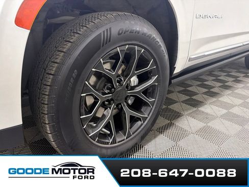 Used 2023 GMC Yukon XL Denali w/ Max Trailering Package AWD/4WD image 27