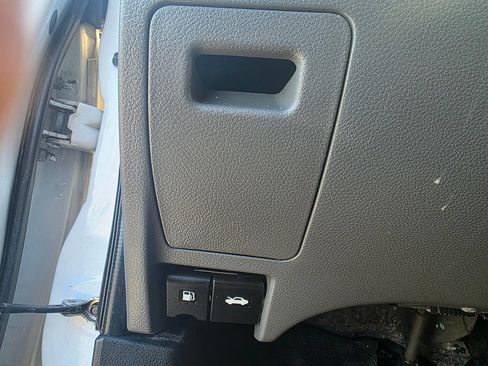 Used 2020 Nissan NV200 SV w/ Back Door Glass Package image 48