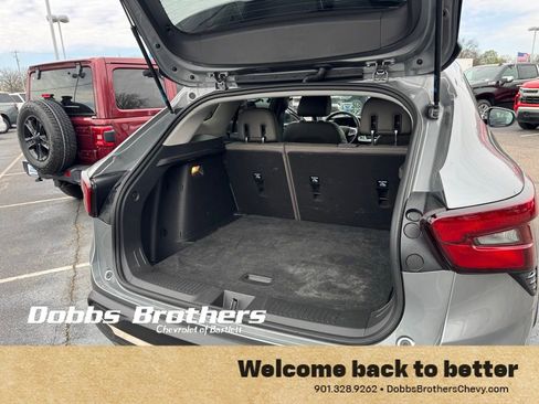 Used 2025 Chevrolet Trax ACTIV w/ Sunroof Package image 30