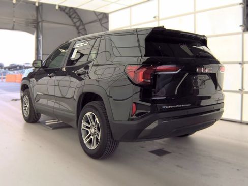 Used 2025 GMC Terrain Elevation AWD/4WD image 2