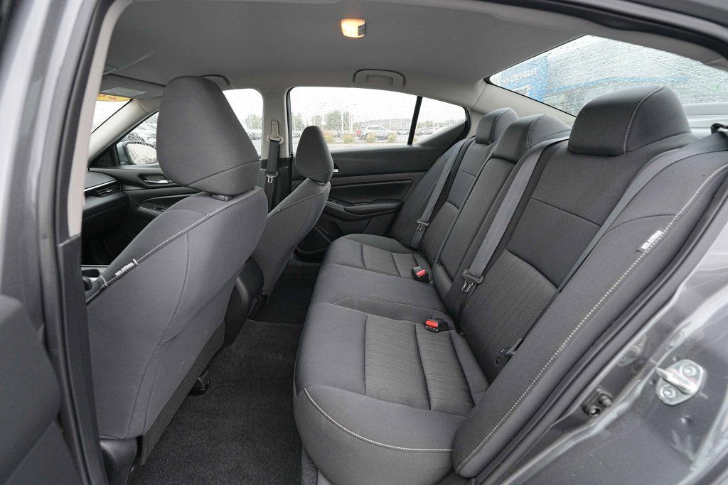 Used 2021 Nissan Altima 2.5 S FWD image 18