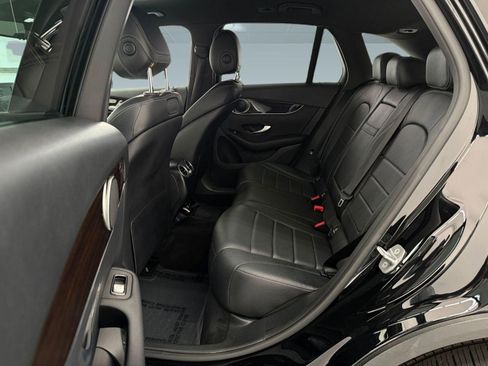 Used 2018 Mercedes-Benz GLC 300 4MATIC image 12